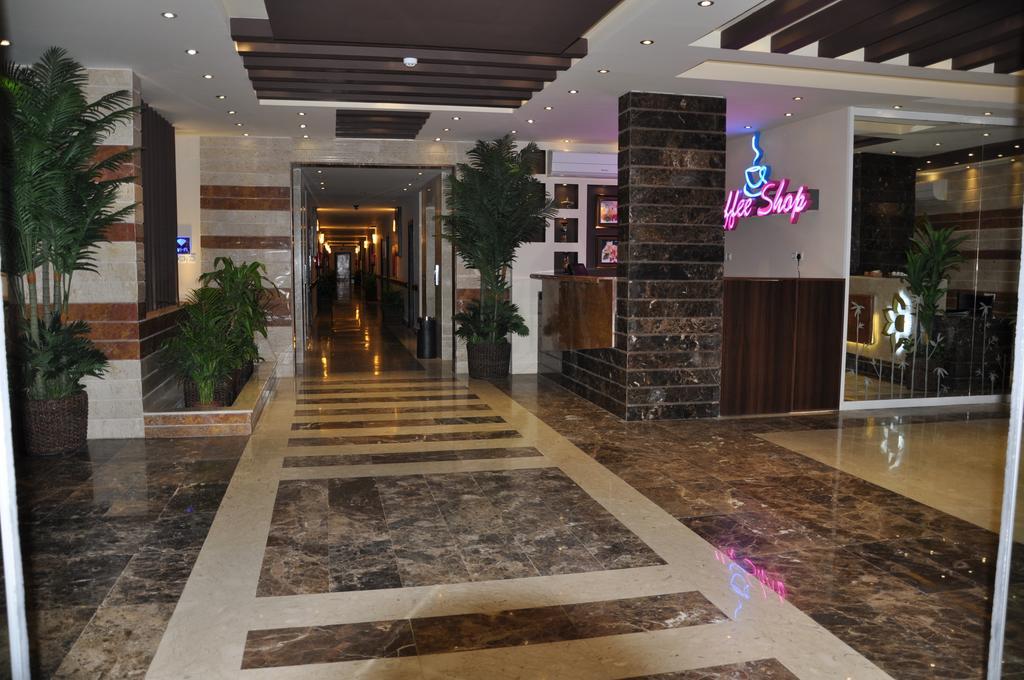 Al Bustan Crown Hotel 2 Arar Exterior photo